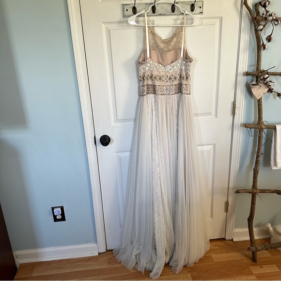 Marchesa NWT gown ivory cream white lace beaded dress - Picture 7 of 16
